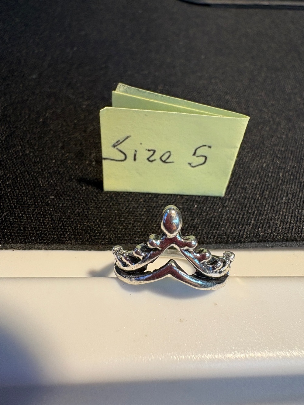 Silver-Tone Crown Accent Ring (Size 5)